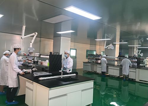 多美生物智能工廠,化妝品智能化生產(chǎn)行業(yè)領(lǐng)導(dǎo)者